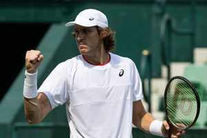 Barrere Gregoire vs Nicolas Jarry: prediction for ATP Eastbourne match