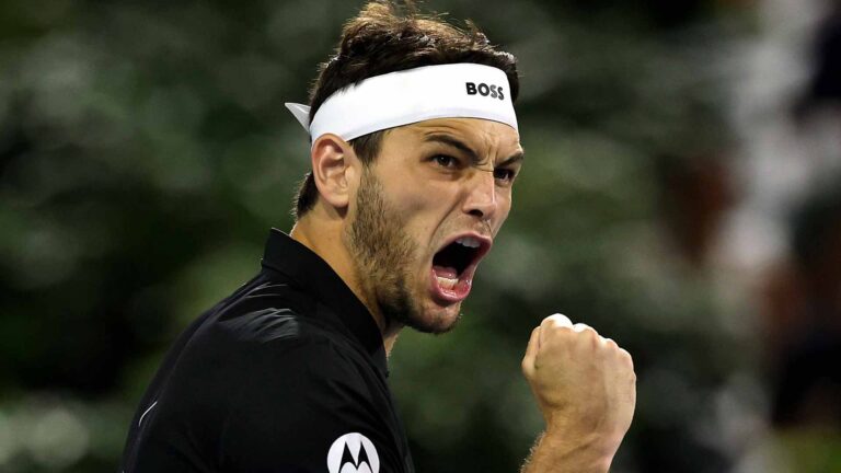 ATP match Jakub Menšík – Taylor Fritz
