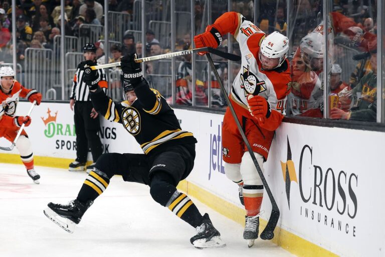 Anaheim vs Boston