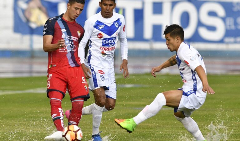 Atletico Nacional vs Nacional Montevideo