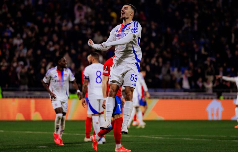 Lyon vs Manchester United