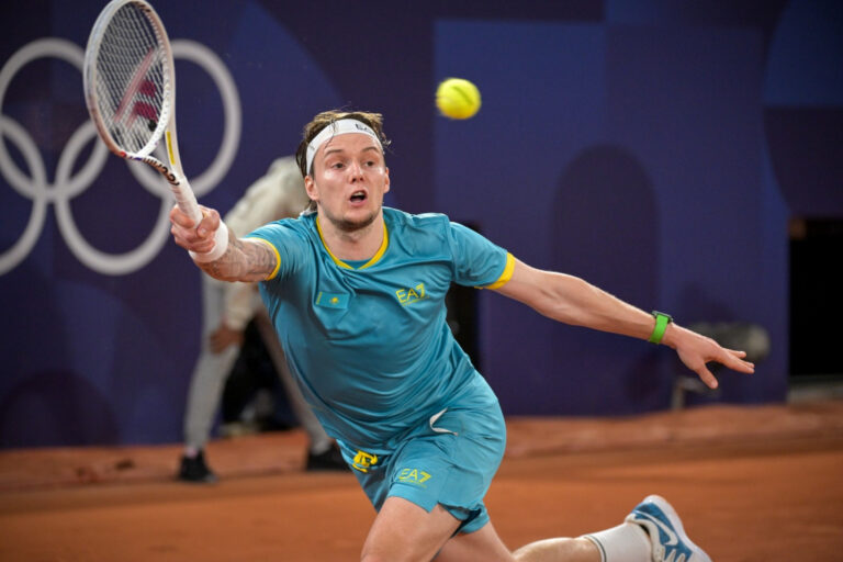 ATP Match Prediction: Jakub Hojnský vs Henrike Rocha