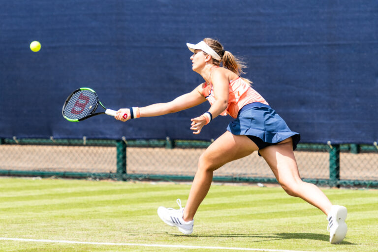 WTA match prediction Paula Badosa Hilbert vs Lidia Samsonova