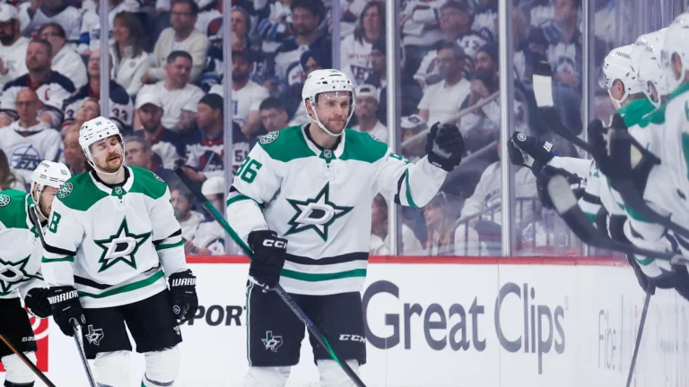 Winnipeg Jets vs Dallas Stars - Game 2 NHL Quarterfinals