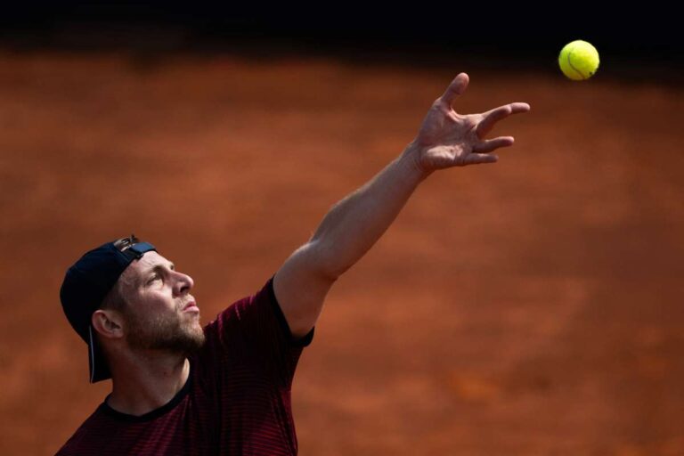 Gabriel Diallo vs Tallon Griekspoor - ATP match Prediction