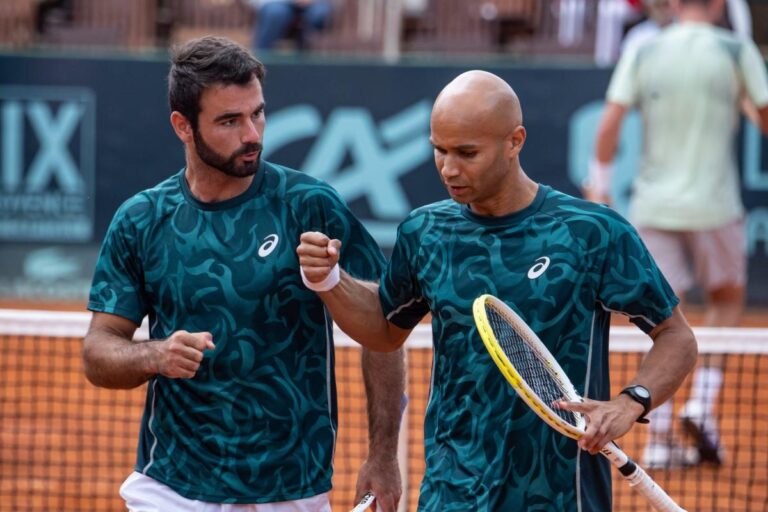 MartinezMunar vs DoumbiaReboul - ATP match Prediction