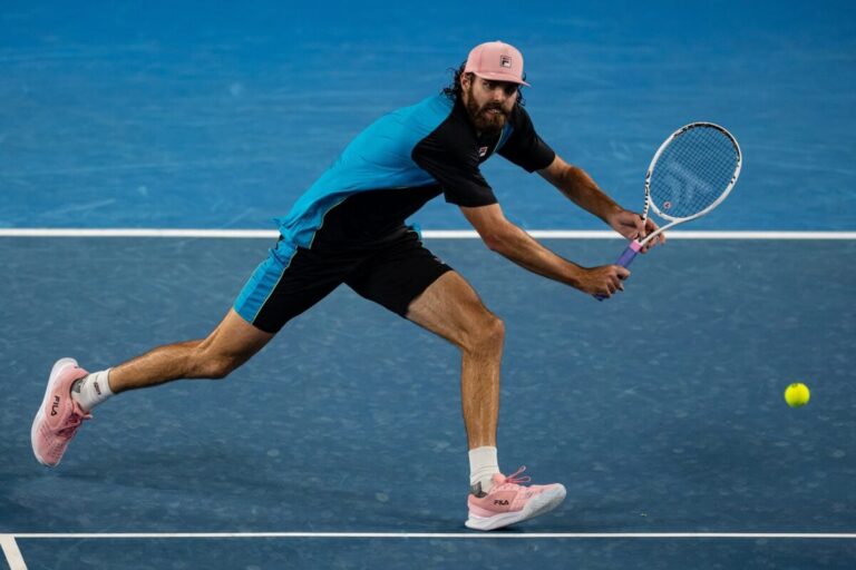 ATP match Prediction – Li Tu vs Reilly Opelka