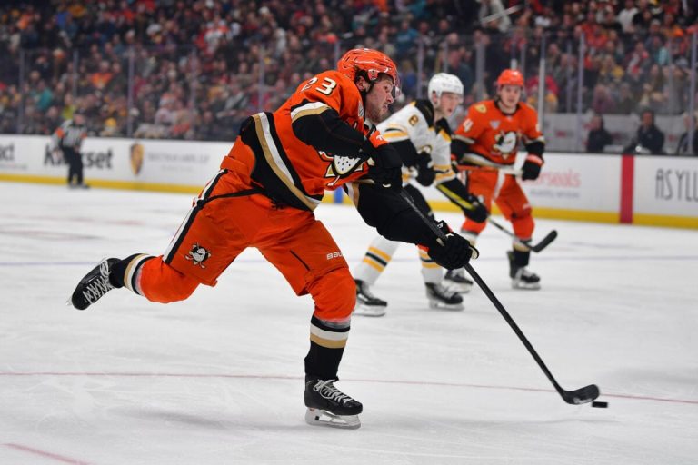 Philadelphia Flyers vs Calgary Flames