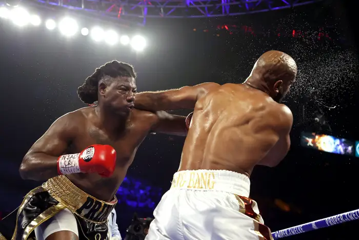 Efe Ajagba vs Charles Martin