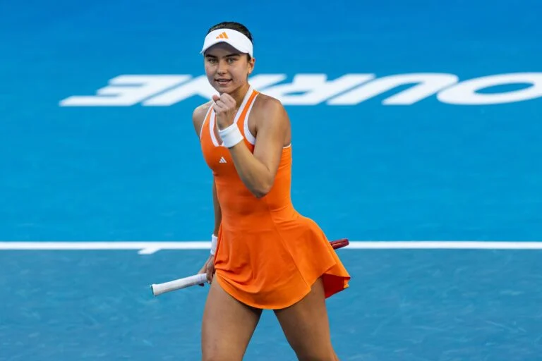Anastasia Zakharova vs Kaja Juvan