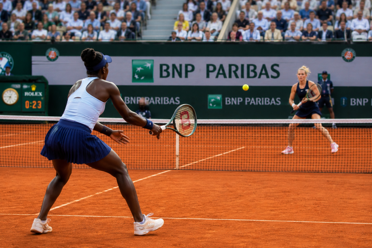 Victoria Mboko vs Katerina Siniakova