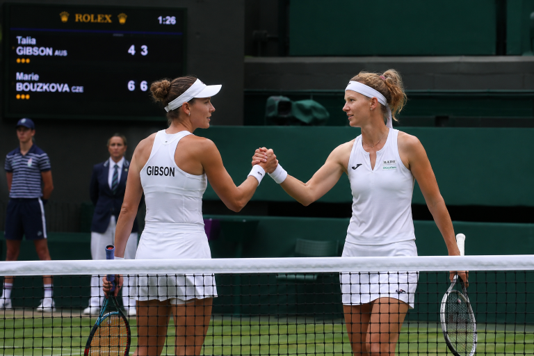 Talia Gibson vs Marie Bouzkova Wimbledon
