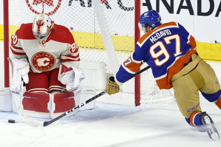 Edmonton Oilers vs Calgary Flames