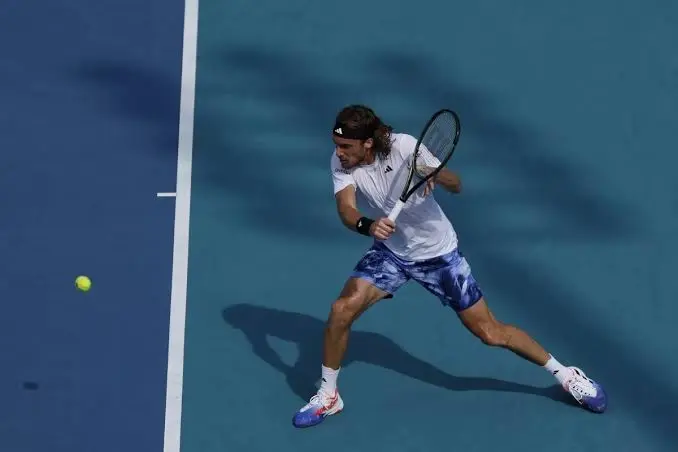 Stefanos Tsitsipas vs Rinky Hijikata