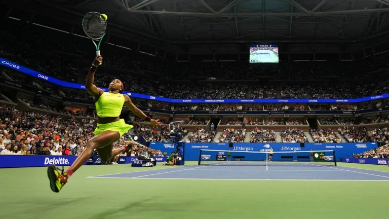 Coco Gauff vs Elise Mertens